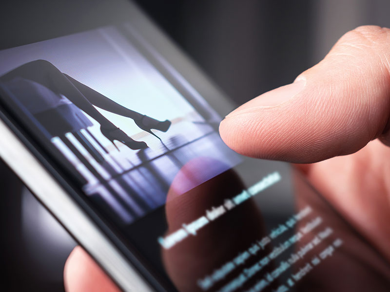 Sicherheit und Firewall mit TrutzBase Erotische Inhalte auf einem Smartphone